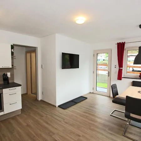 Quiet Flat Near The Mayrhofen Area Apartment Schwendau