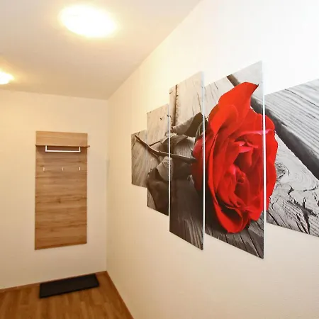 Quiet Flat Near The Mayrhofen Area Apartment