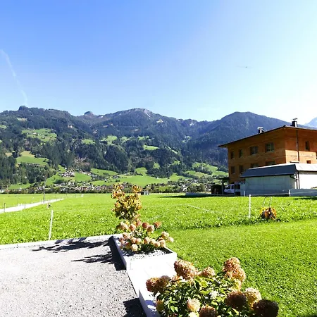 Apartment Quiet Flat Near The Mayrhofen Area Schwendau